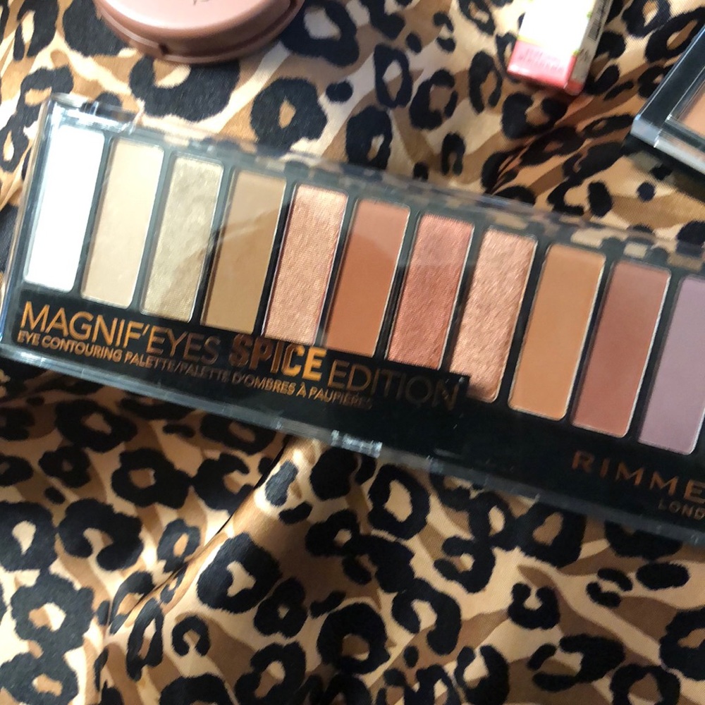 Bundle - Picture 7 of 7